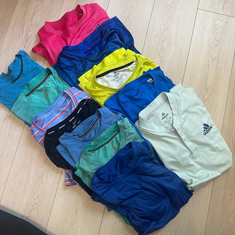 Bundle of 12 Nike/Adidas men’s tennis shirts.